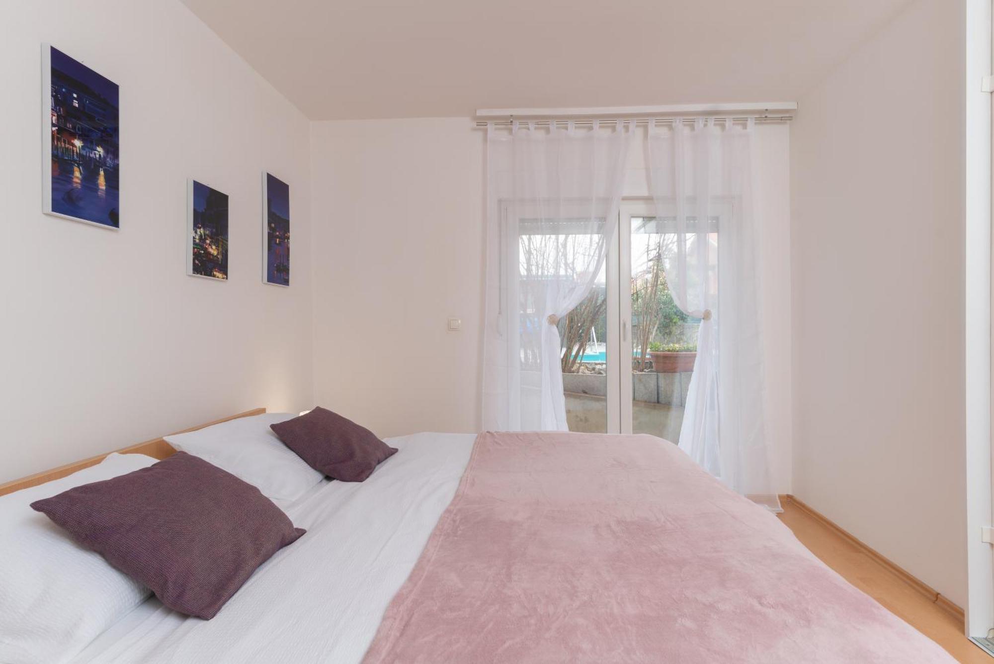 Pure Sky Apartments - With Pool Mostar Exterior foto